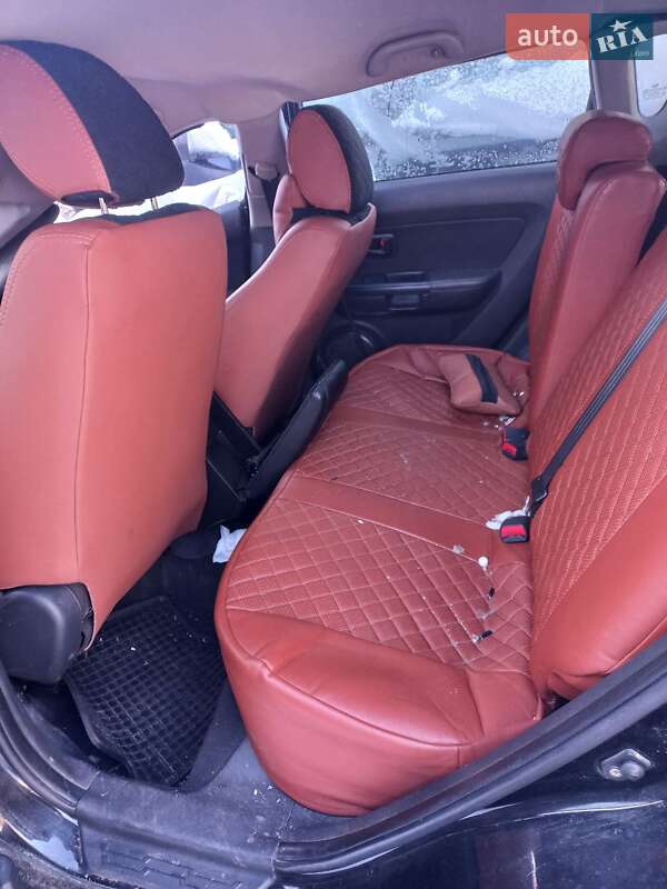 Внедорожник / Кроссовер Kia Soul 2010 в Киеве фото 10 Внедорожник / Кроссовер Kia Soul 2010 в Киеве