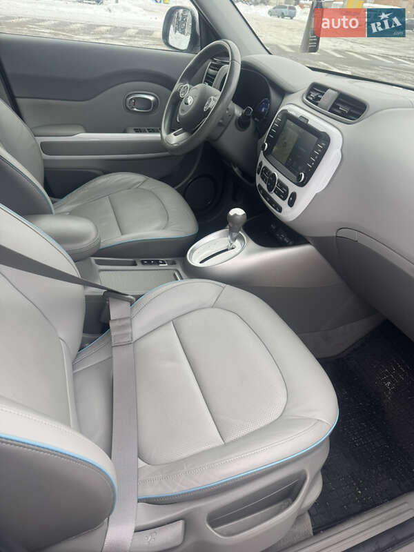 Внедорожник / Кроссовер Kia Soul 2017 в Житомире фото 16 Внедорожник / Кроссовер Kia Soul 2017 в Житомире