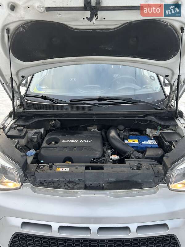 Внедорожник / Кроссовер Kia Soul 2014 в Житомире