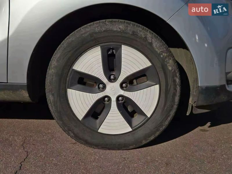 Внедорожник / Кроссовер Kia Soul 2017 в Киеве