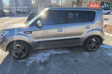 Позашляховик / Кросовер Kia Soul 2010 в Дніпрі