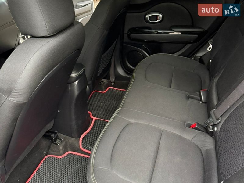 Позашляховик / Кросовер Kia Soul 2014 в Рівному фото 11 Позашляховик / Кросовер Kia Soul 2014 в Рівному