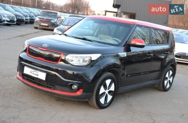Позашляховик / Кросовер Kia Soul 2016 в Луцьку
