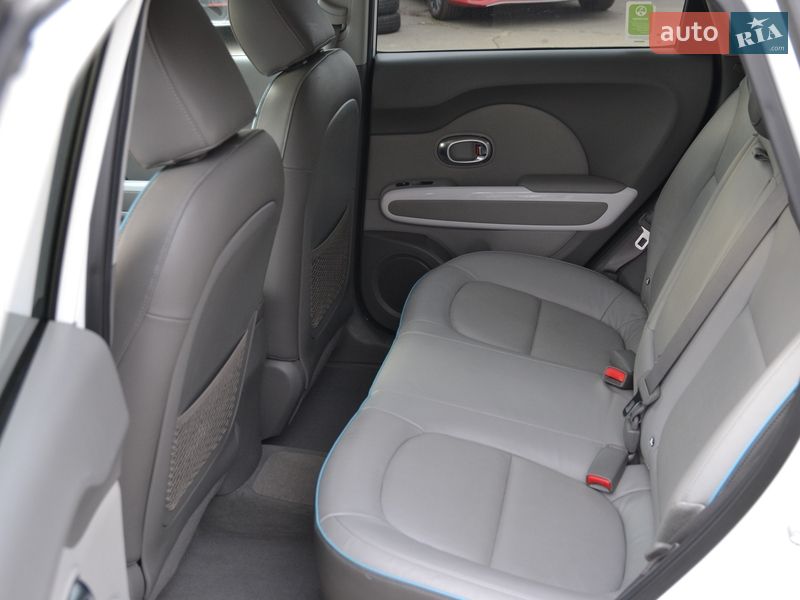 Внедорожник / Кроссовер Kia Soul 2018 в Луцке фото 23 Внедорожник / Кроссовер Kia Soul 2018 в Луцке