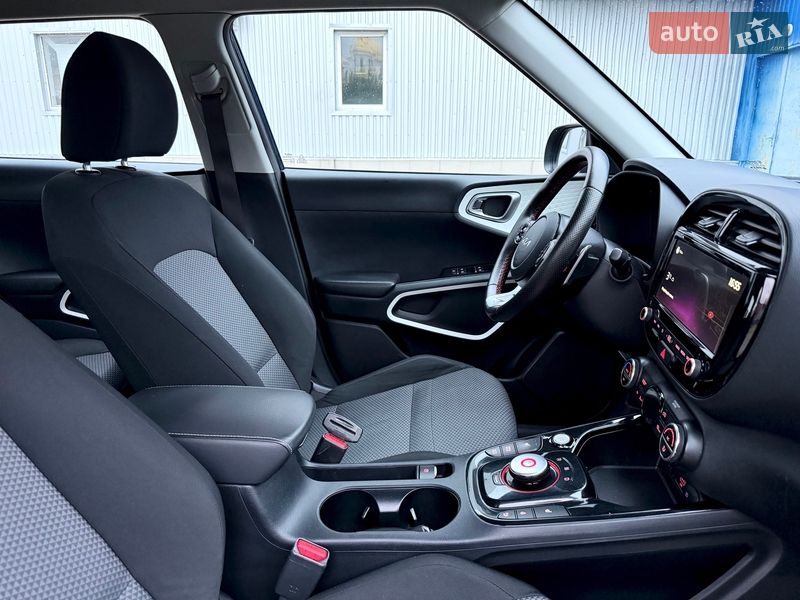 Внедорожник / Кроссовер Kia Soul 2021 в Ковеле фото 35 Внедорожник / Кроссовер Kia Soul 2021 в Ковеле