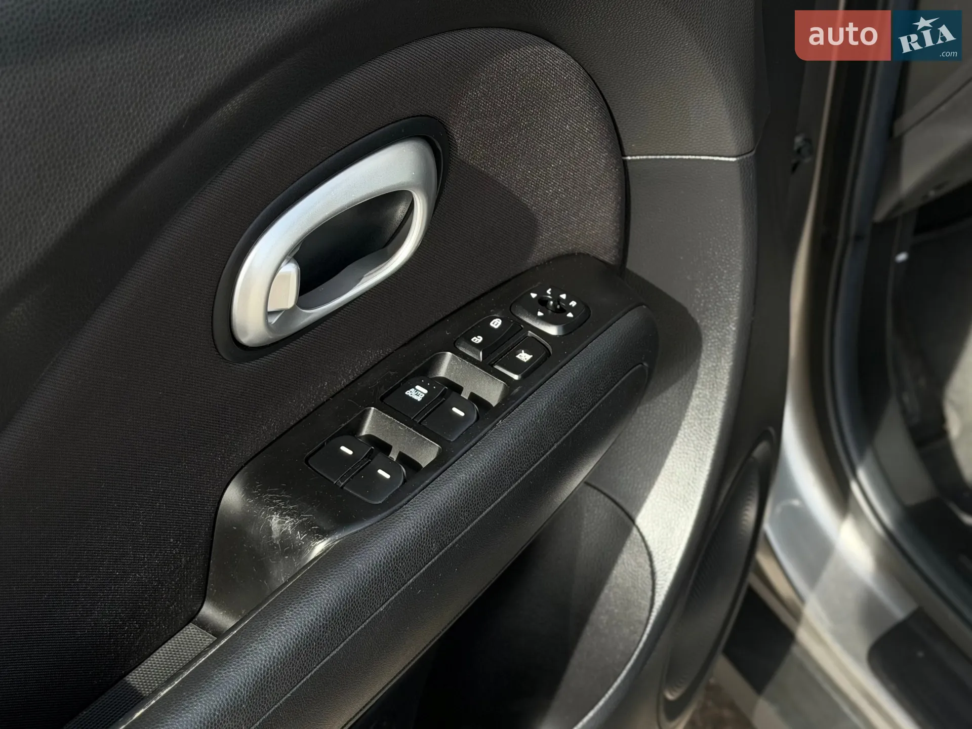 2016 Kia Soul - мініатюра 21
