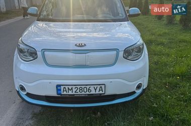 Внедорожник / Кроссовер Kia Soul 2015 в Звягеле