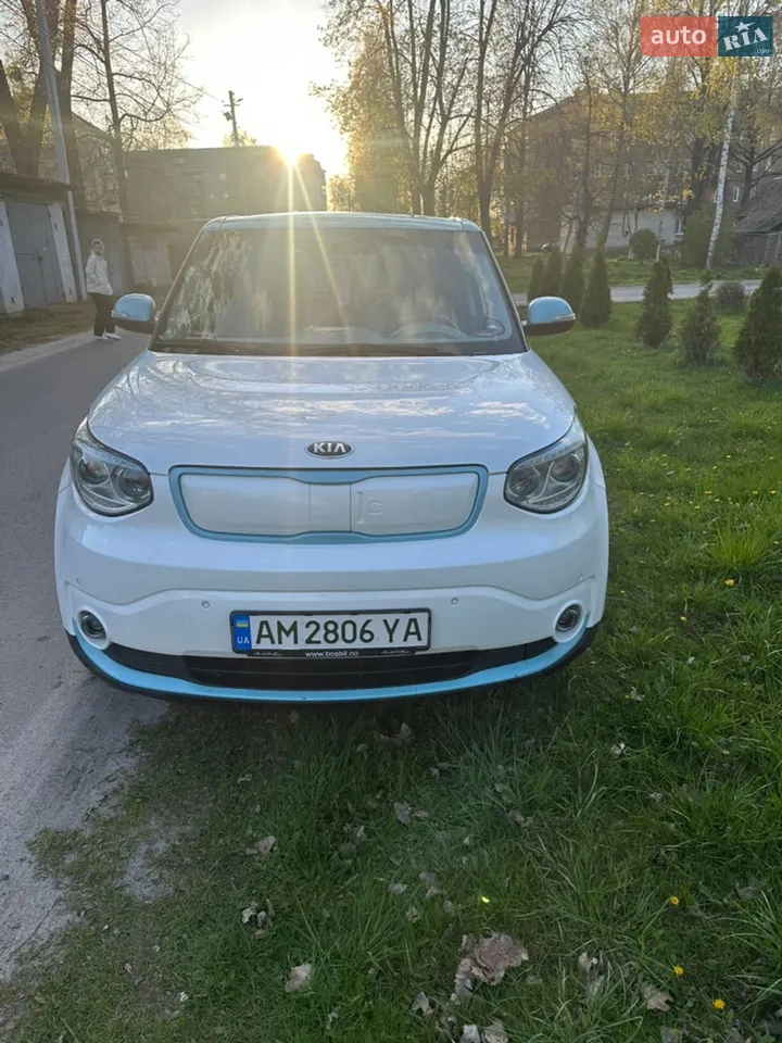 2014 Hyundai Santa Fe - мініатюра 22