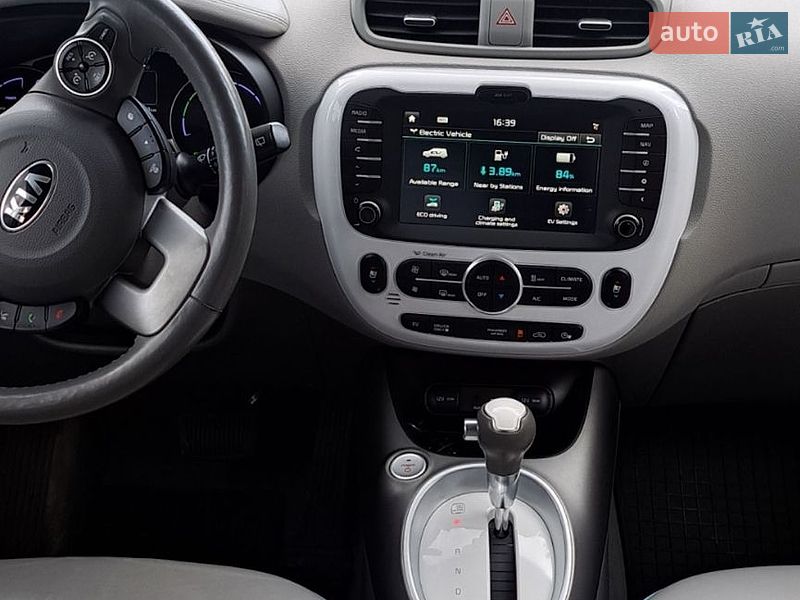 Внедорожник / Кроссовер Kia Soul 2016 в Каменец-Подольском фото 5 Внедорожник / Кроссовер Kia Soul 2016 в Каменец-Подольском