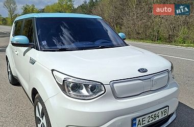 Внедорожник / Кроссовер Kia Soul 2017 в Каменском