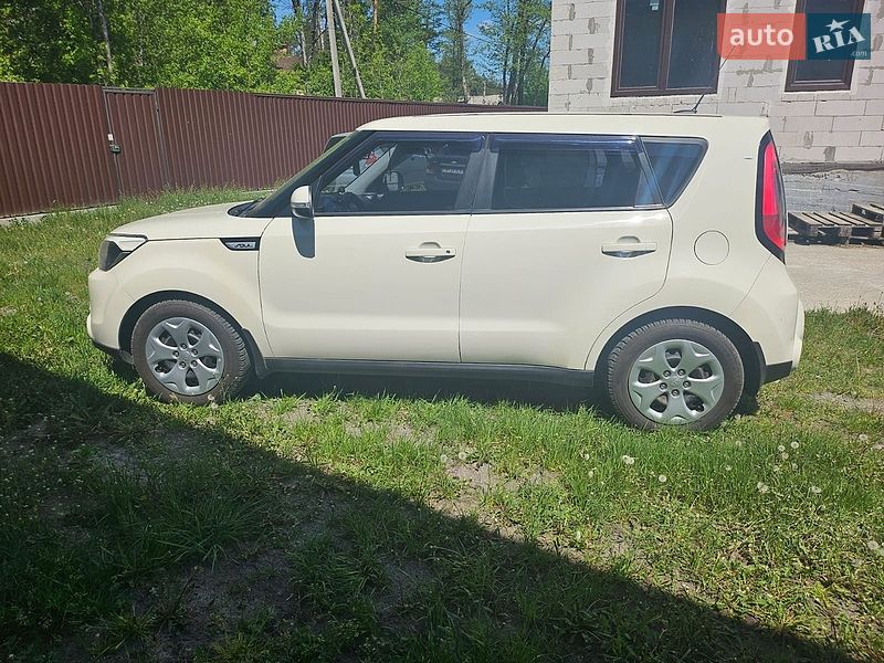 Внедорожник / Кроссовер Kia Soul 2016 в Ирпене