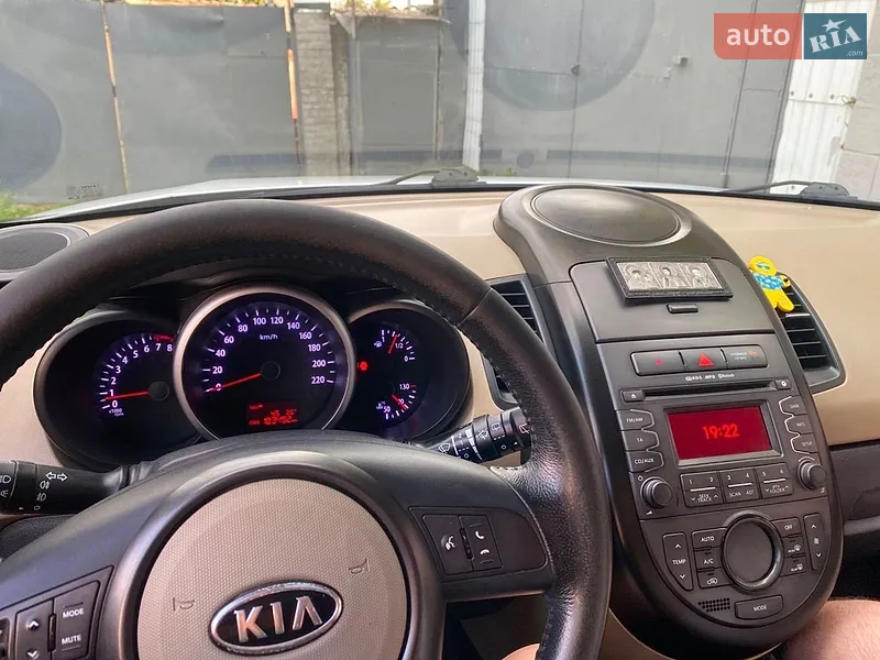 Kia Soul 2012 VIN KNAJT811AC7423788 фото оголошення 14 з 61