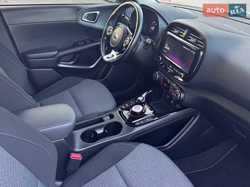 Kia Soul 2021 VIN KNAJ3811FM7022542 фото оголошення 3 з 60
