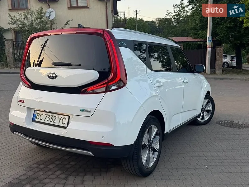 Kia Soul 2021 VIN KNAJ3811FM7022542 фото оголошення 4 з 60