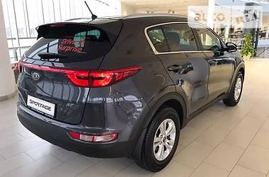 Внедорожник / Кроссовер Kia Sportage 2017 в Киеве