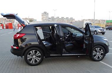 Внедорожник / Кроссовер Kia Sportage 2012 в Одессе