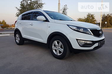 Внедорожник / Кроссовер Kia Sportage 2015 в Запорожье