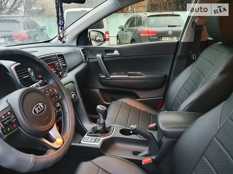 Позашляховик / Кросовер Kia Sportage 2017 в Києві