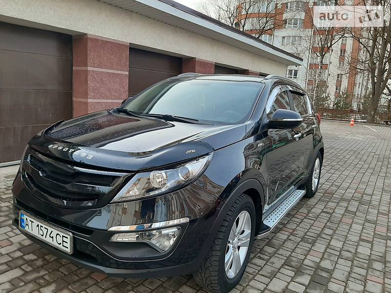 Позашляховик / Кросовер Kia Sportage 2011 в 