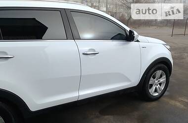 Позашляховик / Кросовер Kia Sportage 2012 в 