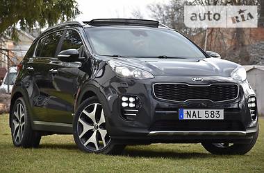 Позашляховик / Кросовер Kia Sportage 2016 в Львові