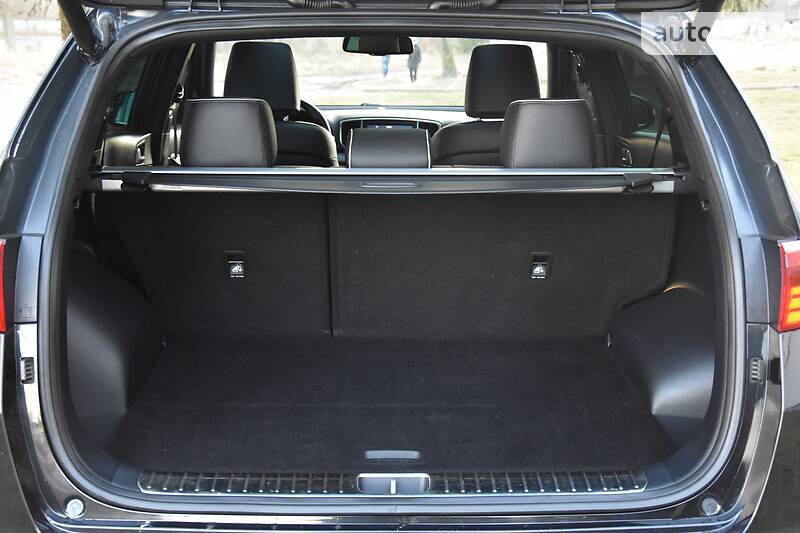 Позашляховик / Кросовер Kia Sportage 2016 в Львові фото 74 Позашляховик / Кросовер Kia Sportage 2016 в Львові