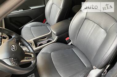 Позашляховик / Кросовер Kia Sportage 2014 в 