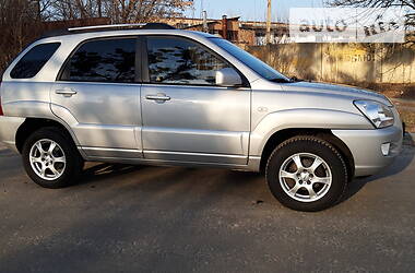 Позашляховик / Кросовер Kia Sportage 2007 в 