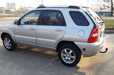 Позашляховик / Кросовер Kia Sportage 2007 в 