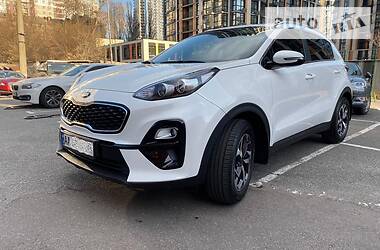 Позашляховик / Кросовер Kia Sportage 2018 в 