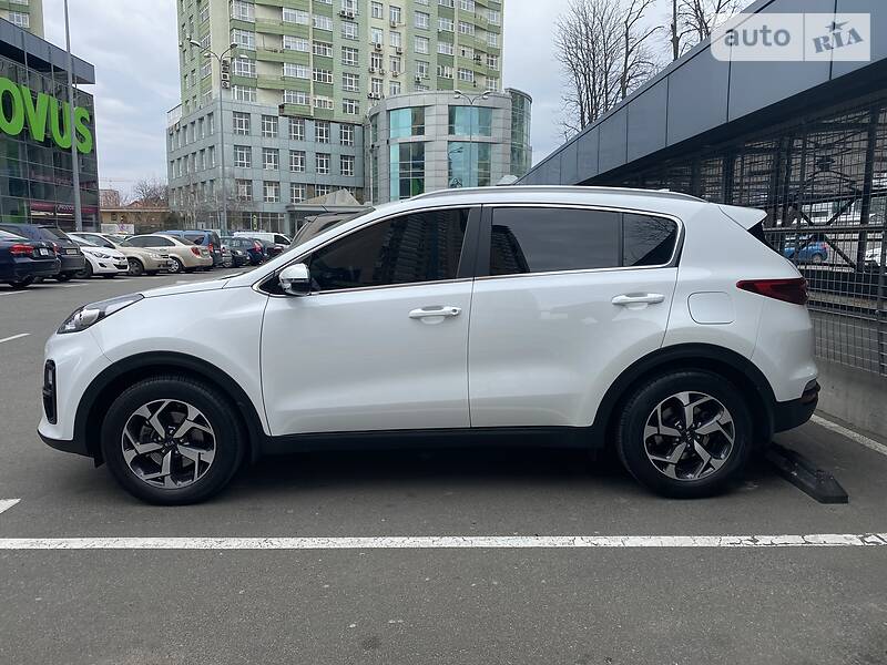 Позашляховик / Кросовер Kia Sportage 2018 в 