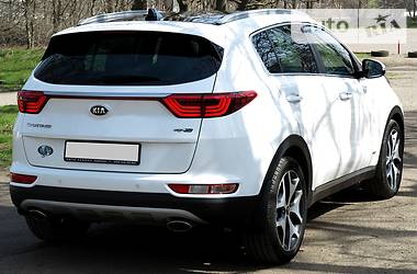 Позашляховик / Кросовер Kia Sportage 2017 в 