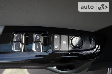 Позашляховик / Кросовер Kia Sportage 2017 в 