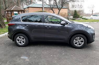 Позашляховик / Кросовер Kia Sportage 2017 в 