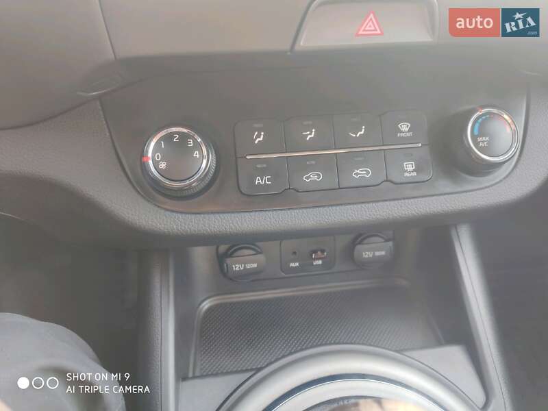 Позашляховик / Кросовер Kia Sportage 2014 в Золочеві фото 28 Позашляховик / Кросовер Kia Sportage 2014 в Золочеві