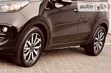 Позашляховик / Кросовер Kia Sportage 2016 в 