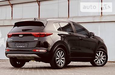 Позашляховик / Кросовер Kia Sportage 2016 в 