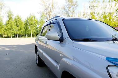 Позашляховик / Кросовер Kia Sportage 2007 в 