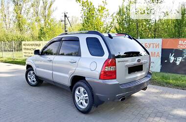Позашляховик / Кросовер Kia Sportage 2007 в 