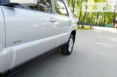 Позашляховик / Кросовер Kia Sportage 2007 в 