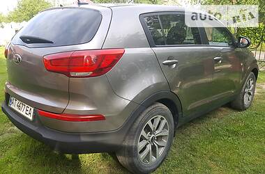 Позашляховик / Кросовер Kia Sportage 2014 в 