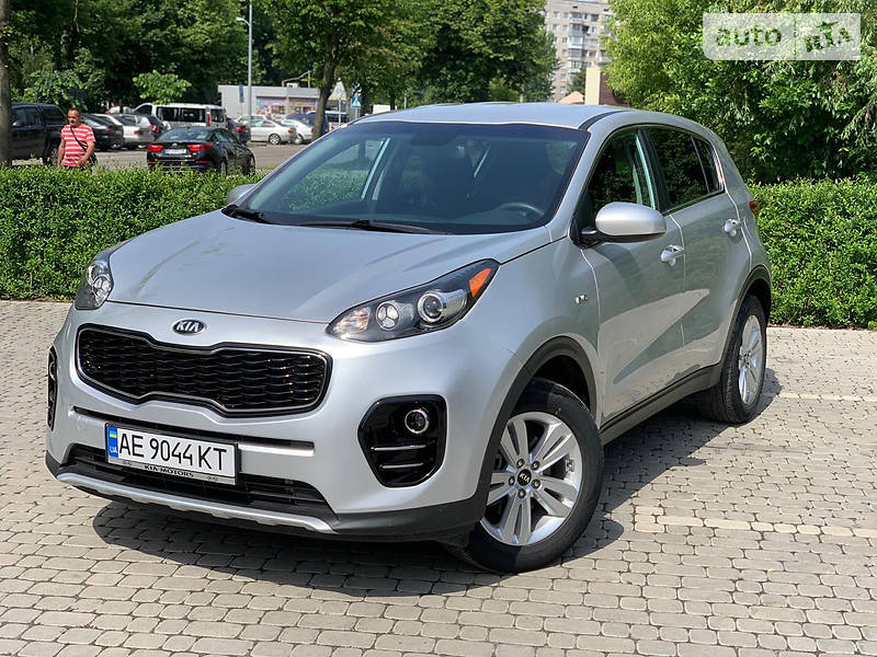 Позашляховик / Кросовер Kia Sportage 2016 в Львові