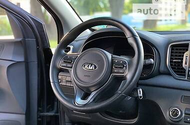 Позашляховик / Кросовер Kia Sportage 2017 в 