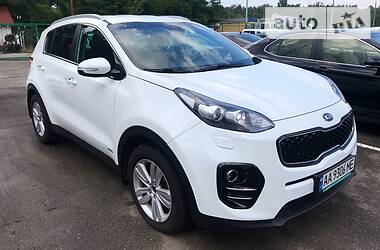 Позашляховик / Кросовер Kia Sportage 2017 в 