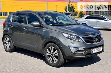 Внедорожник / Кроссовер Kia Sportage 2012 в Черновцах