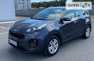 Позашляховик / Кросовер Kia Sportage 2016 в 