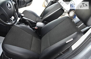 Позашляховик / Кросовер Kia Sportage 2007 в 