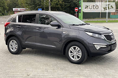 Внедорожник / Кроссовер Kia Sportage 2013 в Киеве