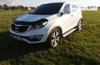 Позашляховик / Кросовер Kia Sportage 2010 в Львові