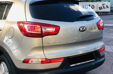 Внедорожник / Кроссовер Kia Sportage 2014 в Каменском